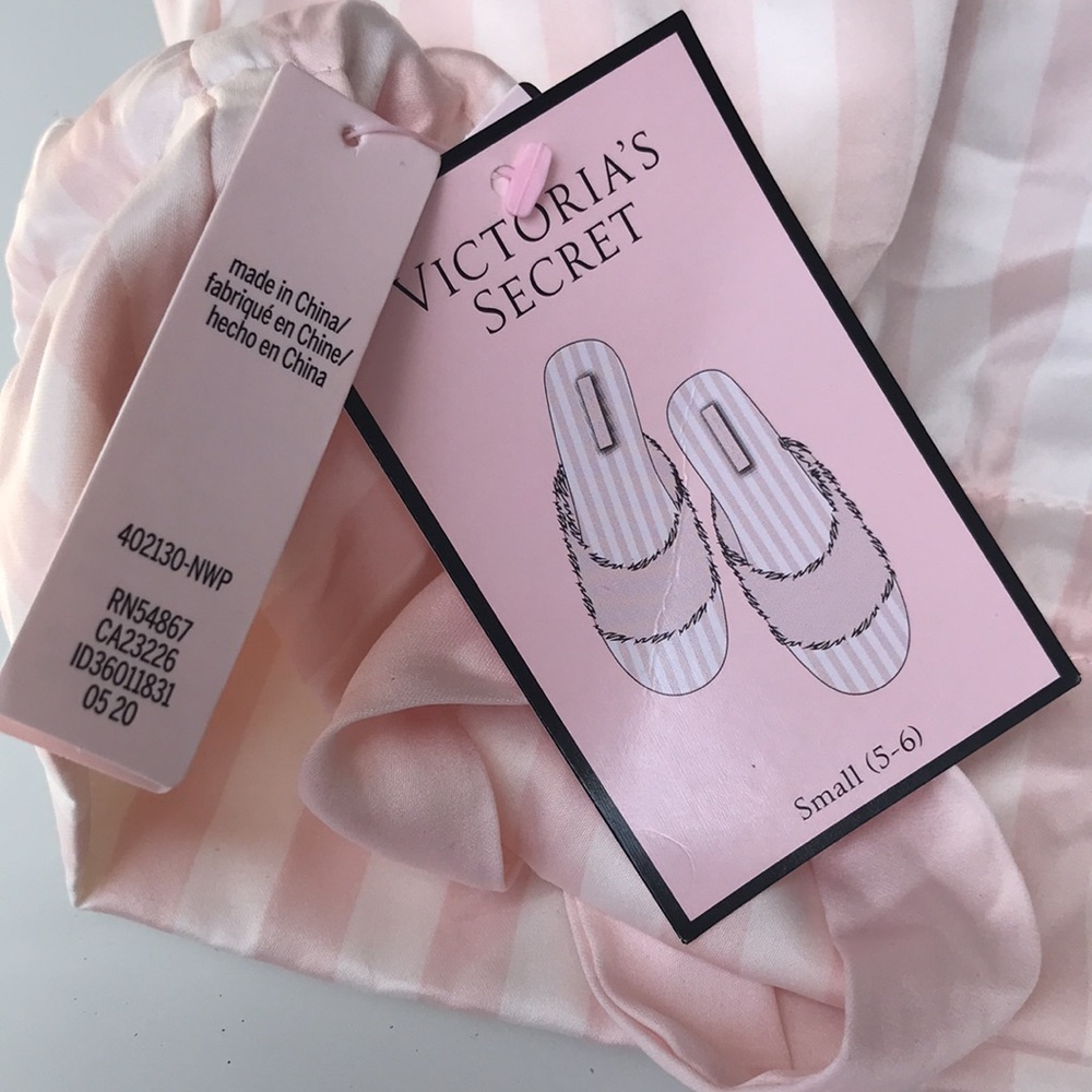 Victoria Secret Brand New with Tags Pinstripe Satin Sleepers. Small - Picture 2 of 9